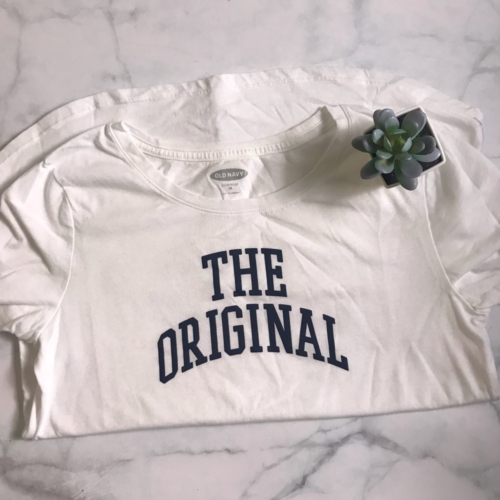 The original Old Navy T-shirt XS